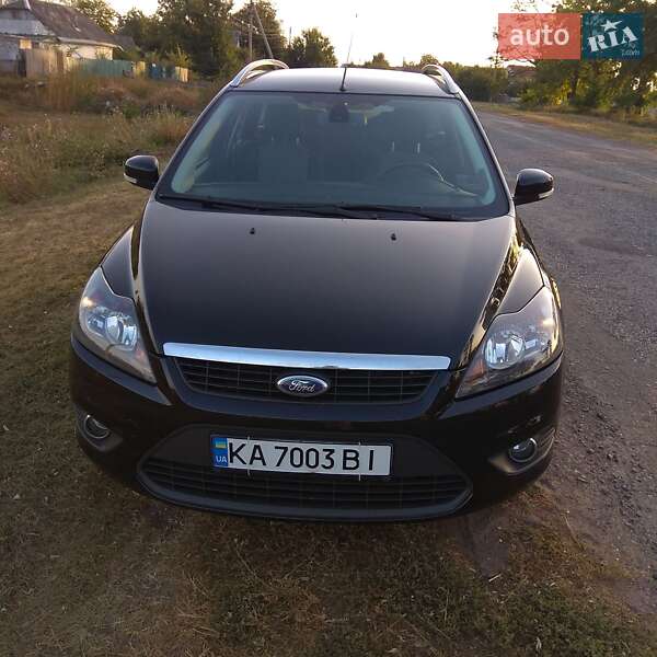 Универсал Ford Focus 2010 в Чернобае