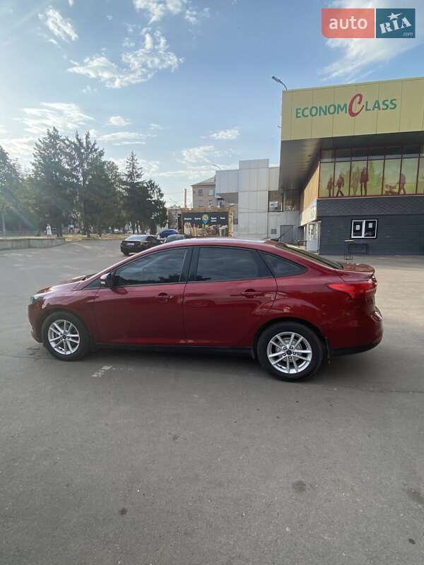 Седан Ford Focus 2015 в Кривом Роге