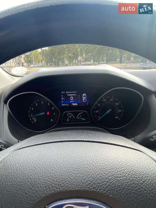 Седан Ford Focus 2015 в Кривом Роге