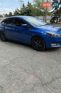 Седан Ford Focus 2017 в Дніпрі
