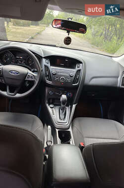 Седан Ford Focus 2017 в 