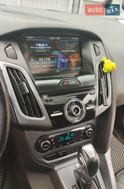 Седан Ford Focus 2013 в 