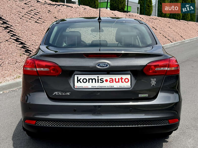 Седан Ford Focus 2015 в Виннице