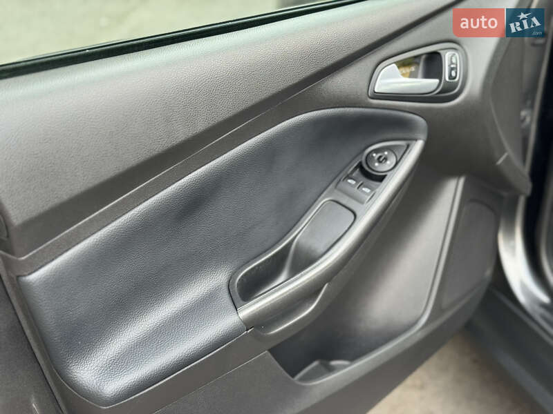 Седан Ford Focus 2015 в Виннице