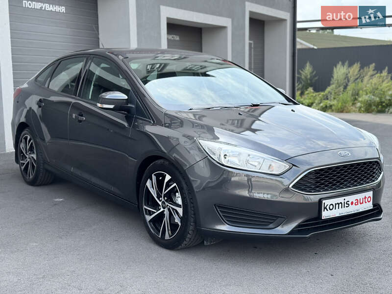 Седан Ford Focus 2015 в Виннице