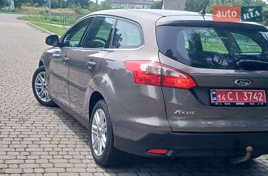 Универсал Ford Focus 2014 в 