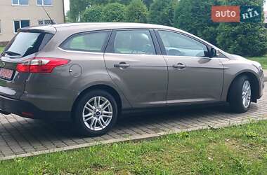 Универсал Ford Focus 2014 в 