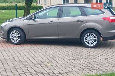 Универсал Ford Focus 2014 в 