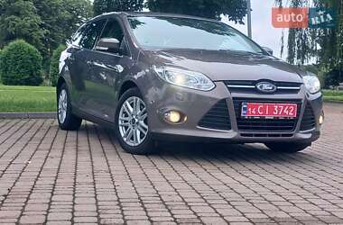 Универсал Ford Focus 2014 в 