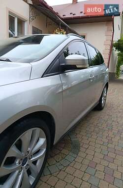 Универсал Ford Focus 2012 в 