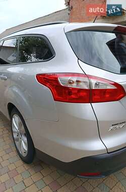 Универсал Ford Focus 2012 в 