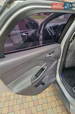 Универсал Ford Focus 2012 в 