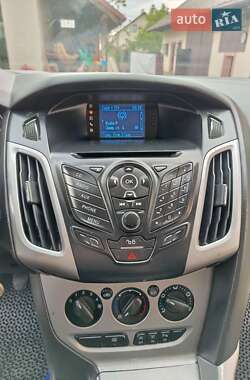 Универсал Ford Focus 2012 в 