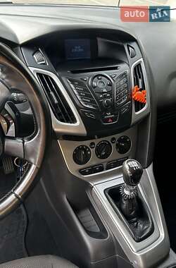 Универсал Ford Focus 2011 в 