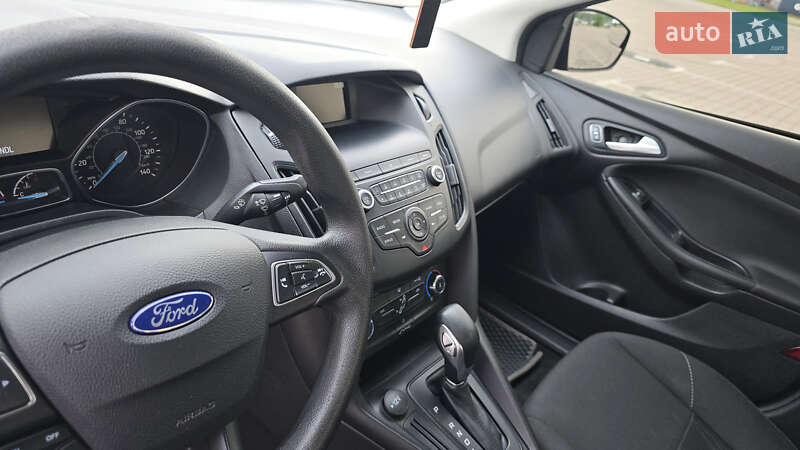 Седан Ford Focus 2017 в Киеве