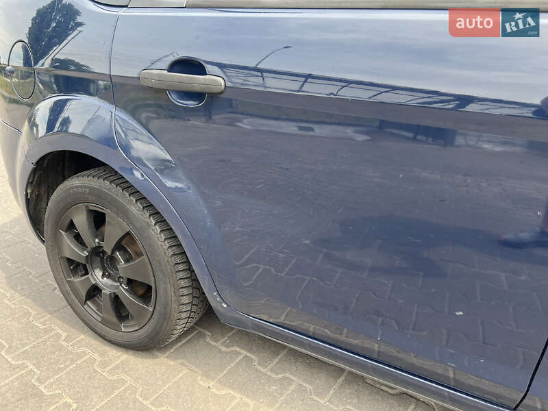 Хэтчбек Ford Focus 2011 в Киеве фото 4 Хэтчбек Ford Focus 2011 в Киеве