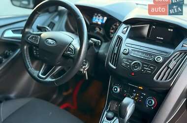 Хэтчбек Ford Focus 2018 в 