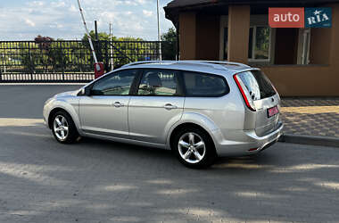 Универсал Ford Focus 2010 в 