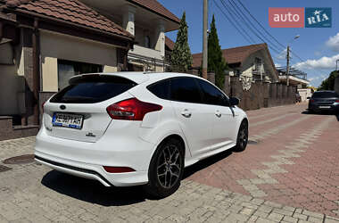 Хетчбек Ford Focus 2015 в Дніпрі