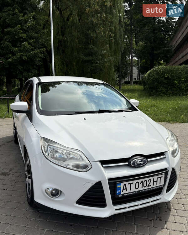 Седан Ford Focus 2012 в Черновцах