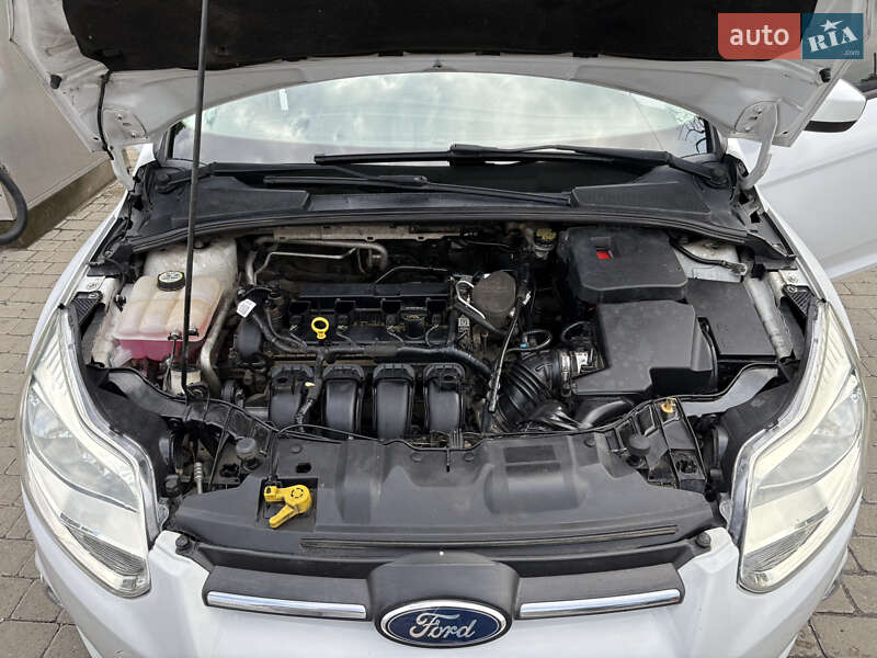 Седан Ford Focus 2012 в Черновцах