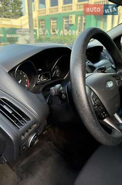 Седан Ford Focus 2017 в 