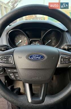 Седан Ford Focus 2017 в 