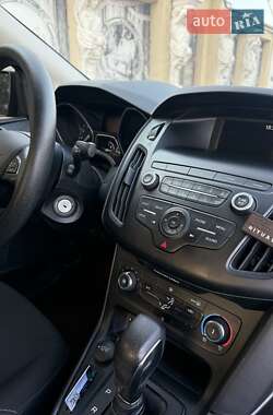 Седан Ford Focus 2017 в 