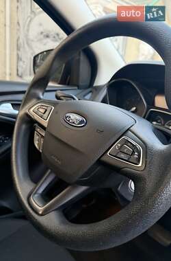 Седан Ford Focus 2017 в 