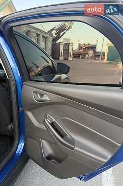 Седан Ford Focus 2017 в 