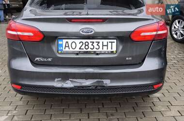 Седан Ford Focus 2015 в 