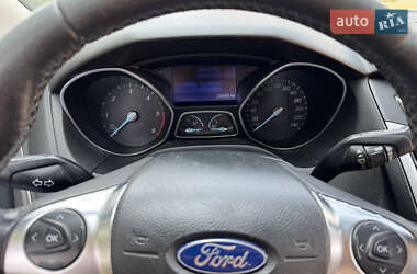 Универсал Ford Focus 2012 в 