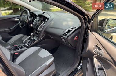 Универсал Ford Focus 2012 в 