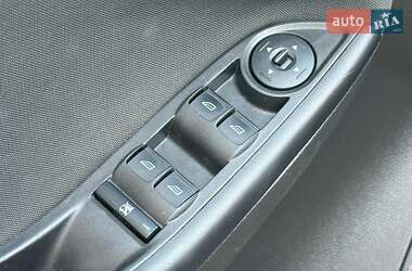 Седан Ford Focus 2015 в 