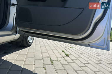Универсал Ford Focus 2010 в 