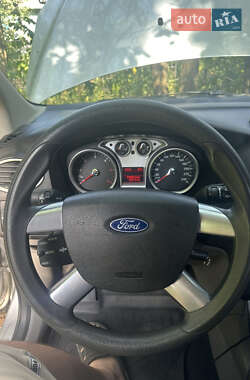 Универсал Ford Focus 2010 в 
