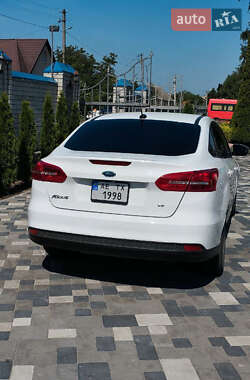 Седан Ford Focus 2017 в 