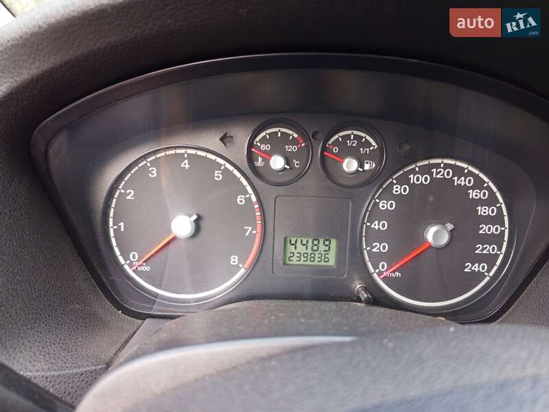 Универсал Ford Focus 2006 в Чернигове