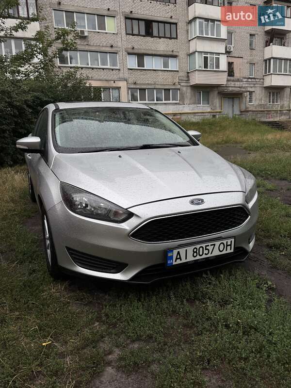 Седан Ford Focus 2016 в 