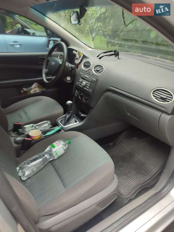 Хэтчбек Ford Focus 2007 в Киеве
