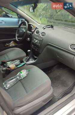 Хэтчбек Ford Focus 2007 в 