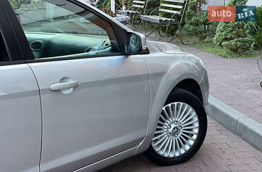 Универсал Ford Focus 2009 в 