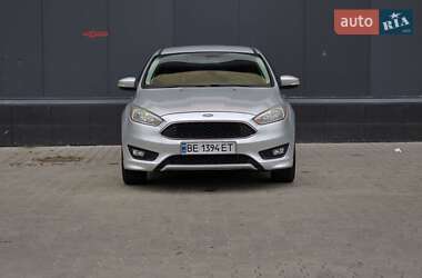 Седан Ford Focus 2015 в 