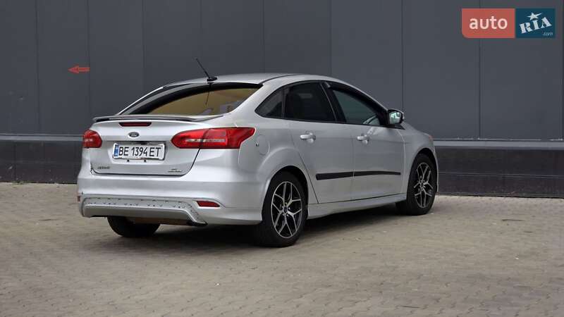Седан Ford Focus 2015 в Киеве