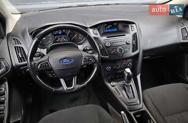 Седан Ford Focus 2015 в 