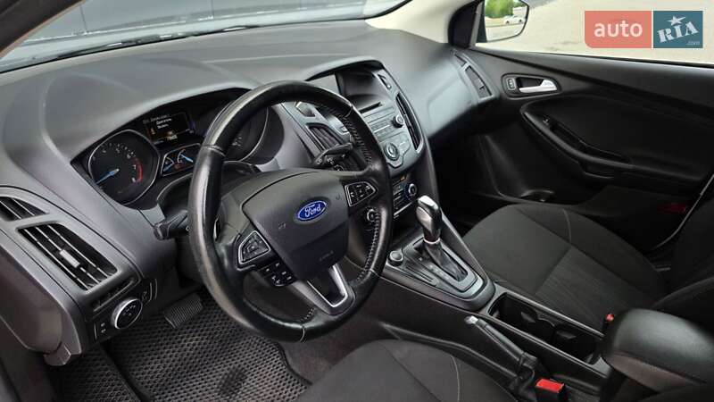 Седан Ford Focus 2015 в Киеве