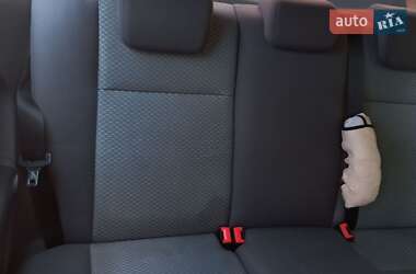 Хэтчбек Ford Focus 2005 в 