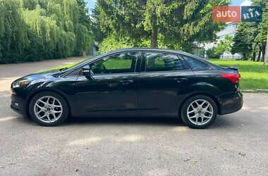 Седан Ford Focus 2015 в 
