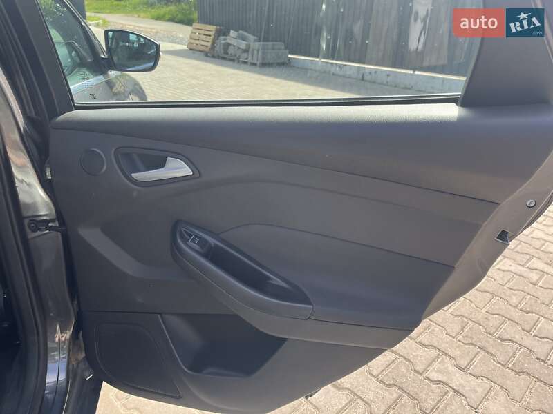 Хэтчбек Ford Focus 2016 в Фастове фото 41 Хэтчбек Ford Focus 2016 в Фастове