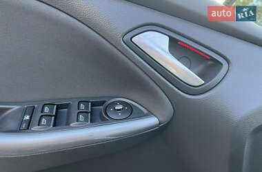 Универсал Ford Focus 2011 в 